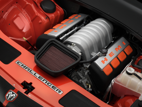 2008 Dodge Challenger SRT8 6.1-liter HEMI V-8 engine