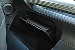 Nissan 370Z rear storage compartment