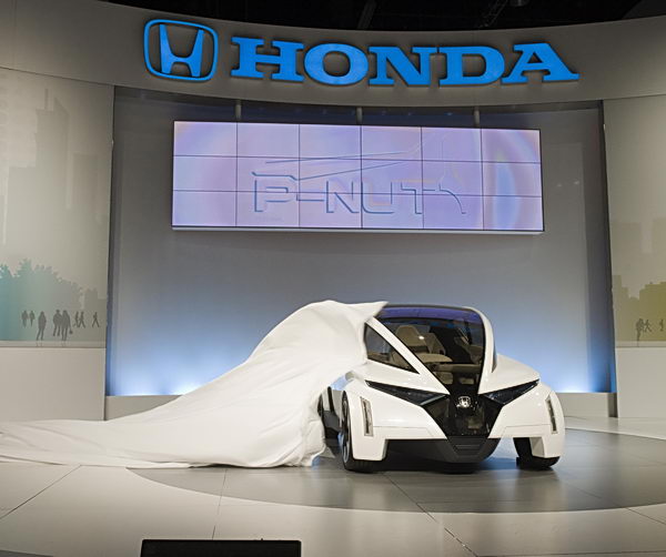Honda Personal-Neo Urban Transport, P-NUT at 2009 LA Auto Show