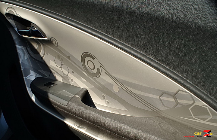 2011 Chevrolet Volt door panel
