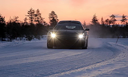 Ferrari-FF-silhouette