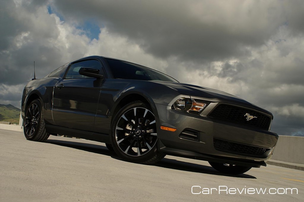 2011_ford_mustang_17