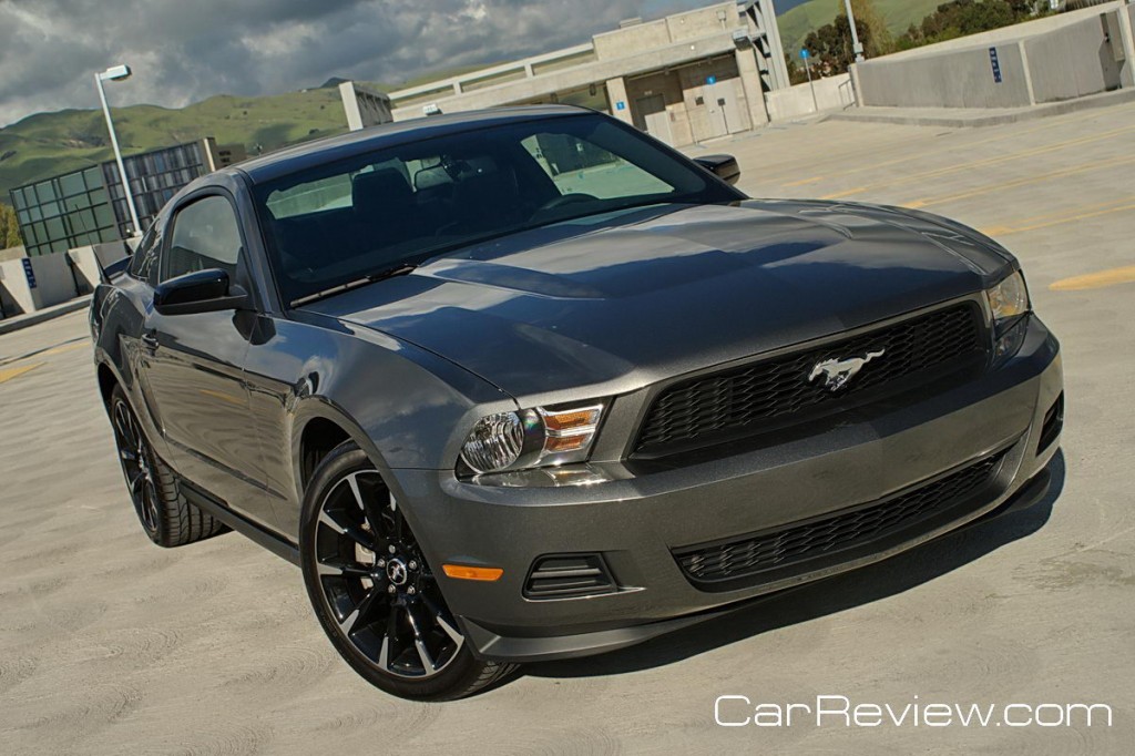 2011_ford_mustang_19