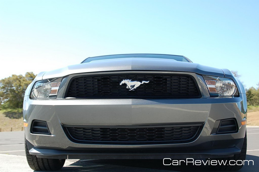 2011_ford_mustang_73