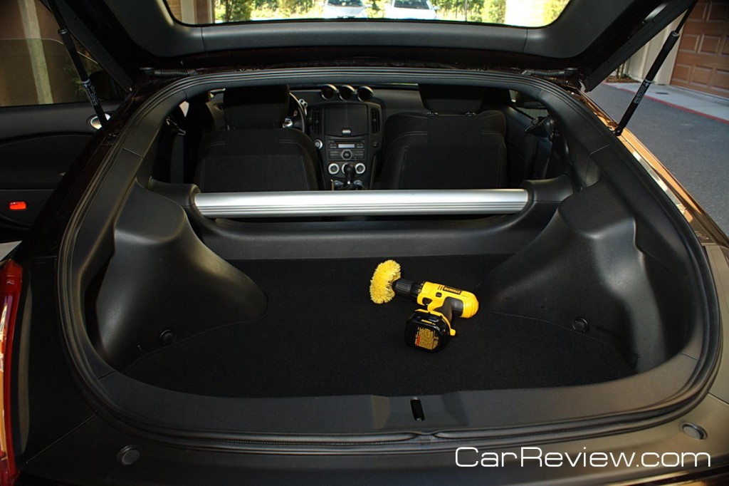 2011 Nissan 370Z rear cargo area and chassis brace
