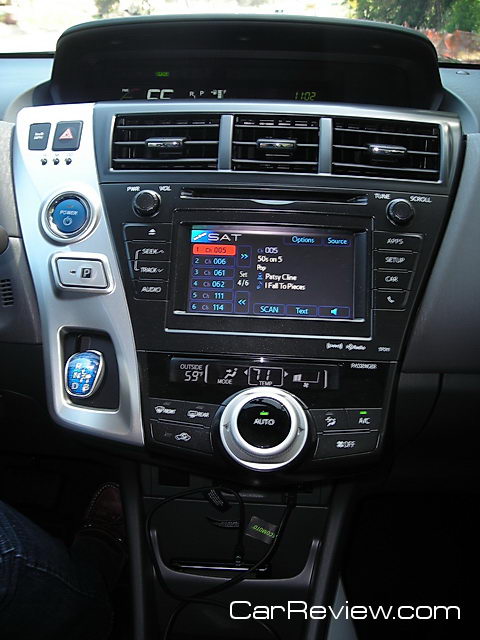 2012 Toyota Prius v center console