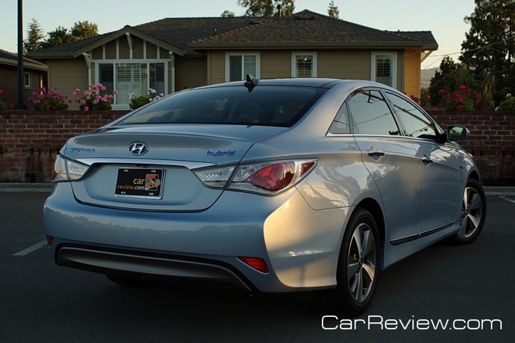 Latest Car Reviews 2012 2011 Hyundai Sonata Hybrid