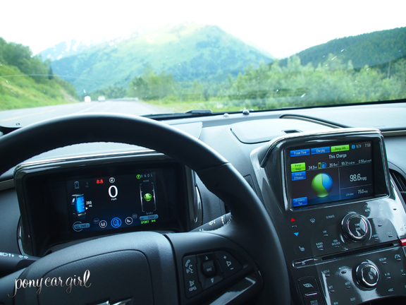 Chevrolet Volt energy information display screens