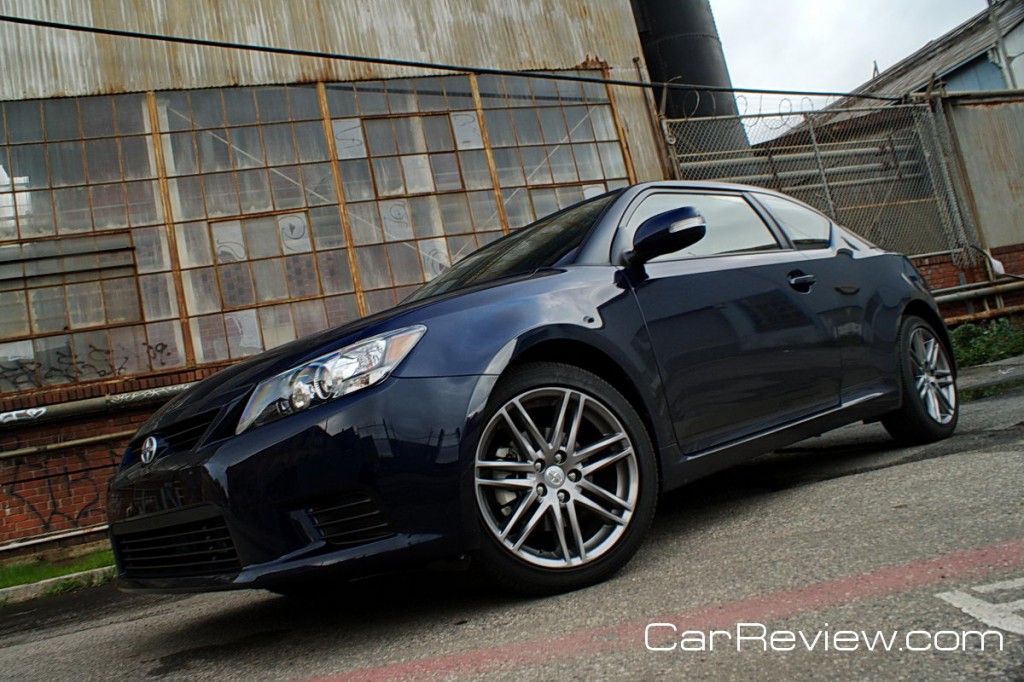 2011 Scion tC 18-inch alloy wheels