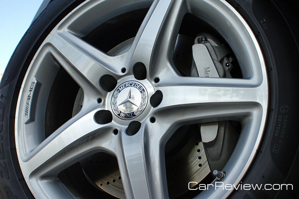 18-inch AMG wheel and tire package