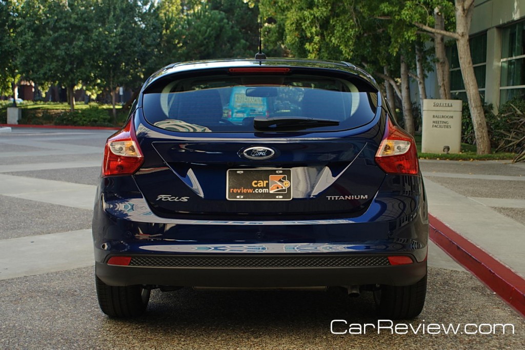 2012 Ford Focus split vertical taillamps