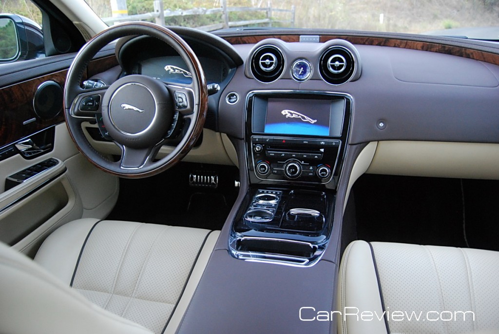 2012 Jaguar XJL interior
