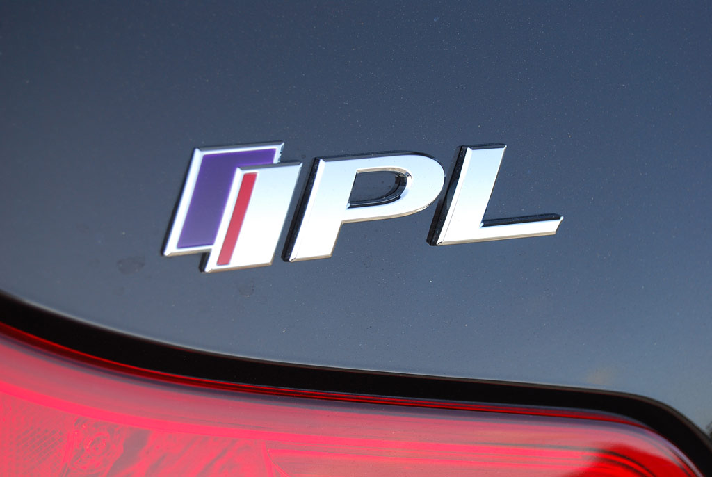 2012 Infiniti IPL G Coupe