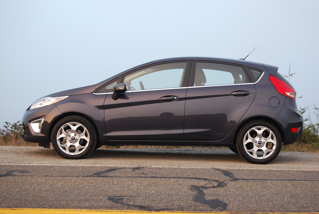 2012 Ford Fiesta SES