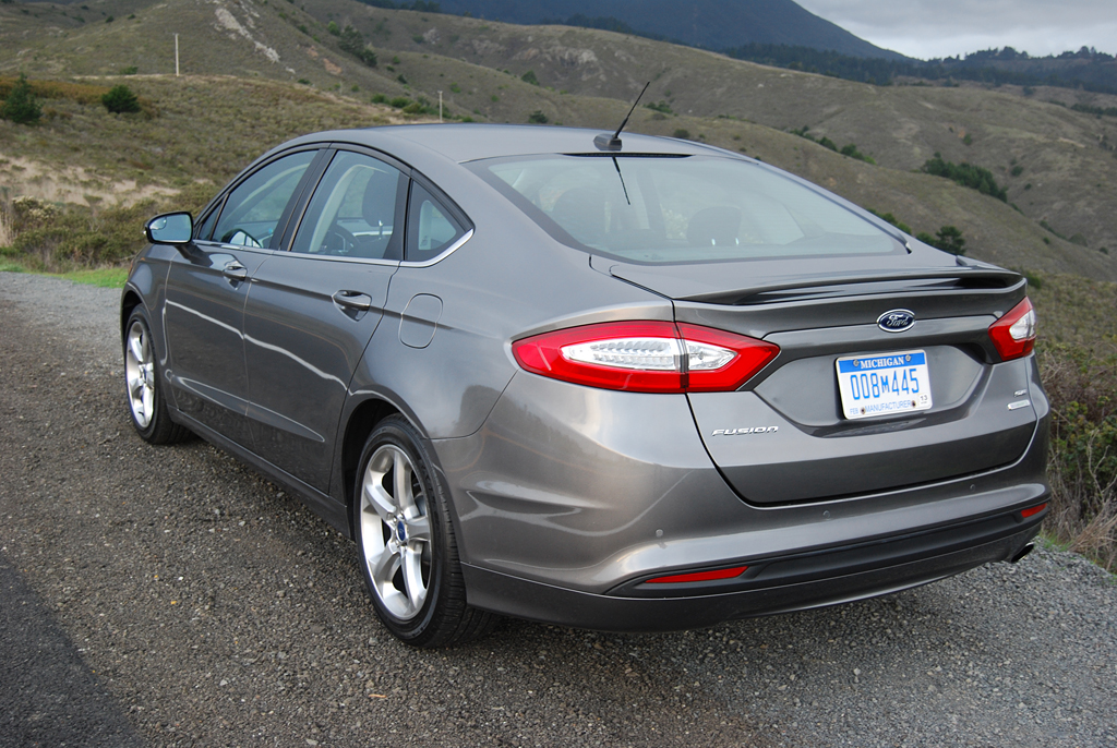 2013 Ford Fusion SE