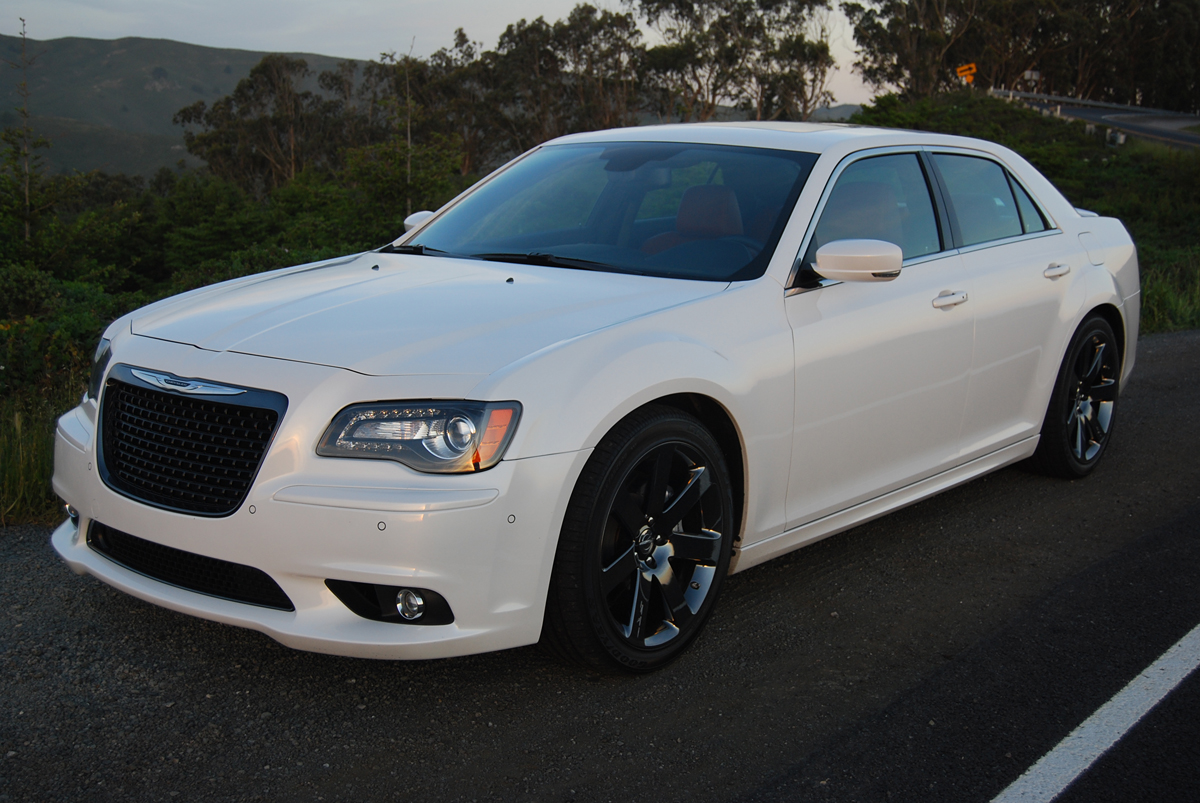 Chrysler 300 long