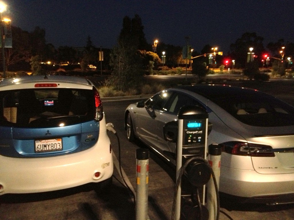 2013 Mitsubishi i-MIEV