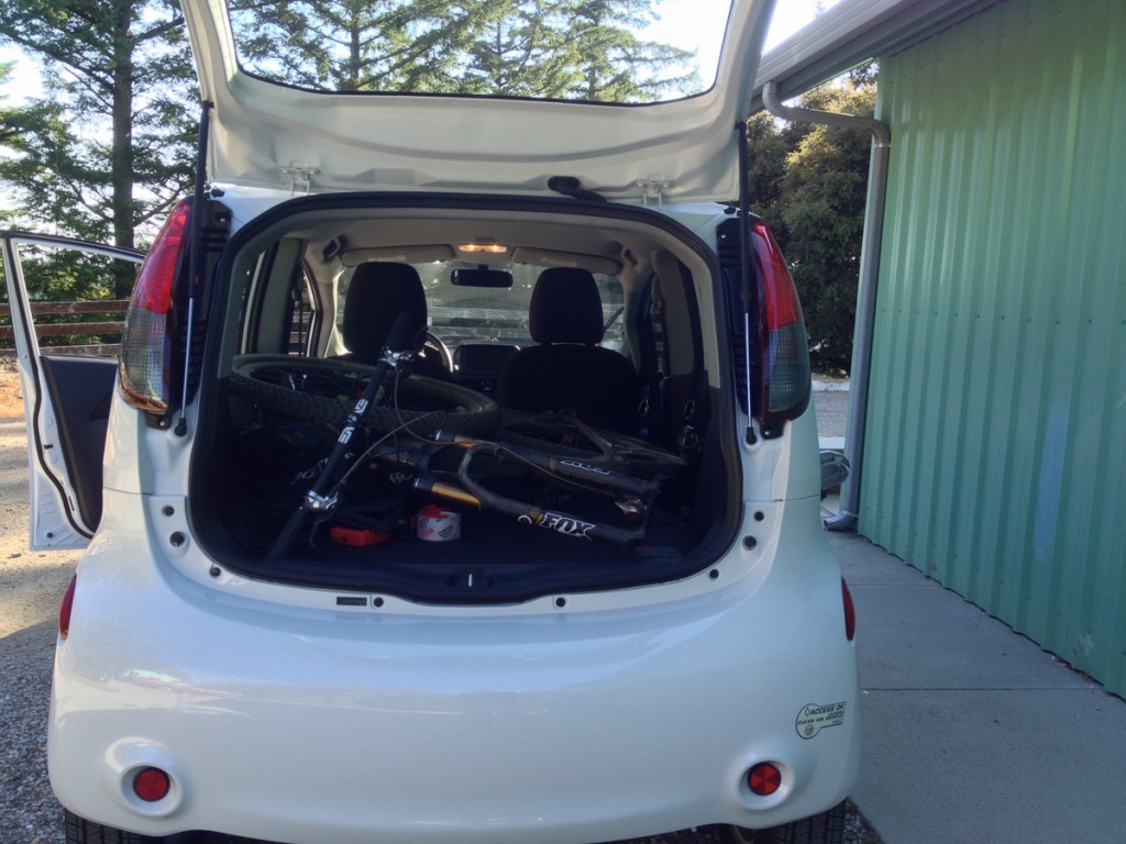 2013 Mitsubishi i-MIEV