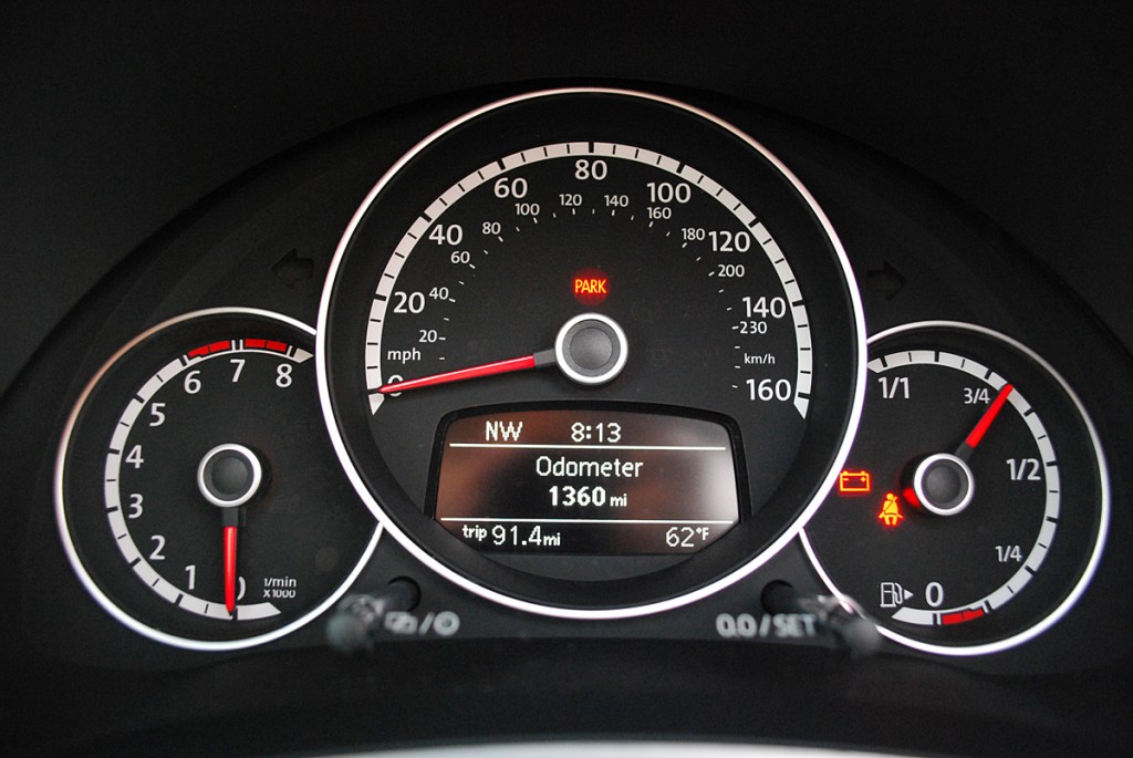 2013 Volkswagen Beetle Convertible Turbo