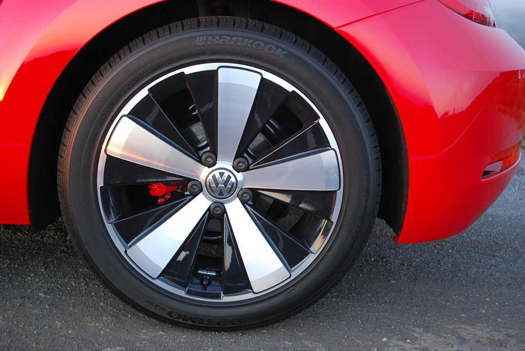 2013 Volkswagen Beetle Convertible Turbo