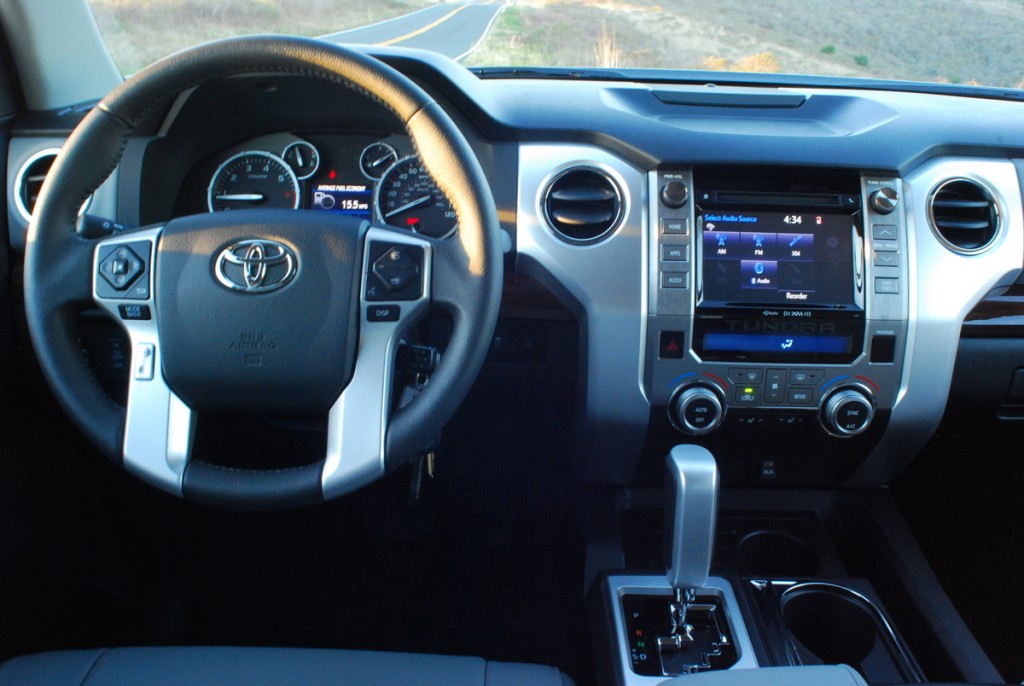 2014 Toyota Tundra 4x2 LTD Crewmax  5.7 V8