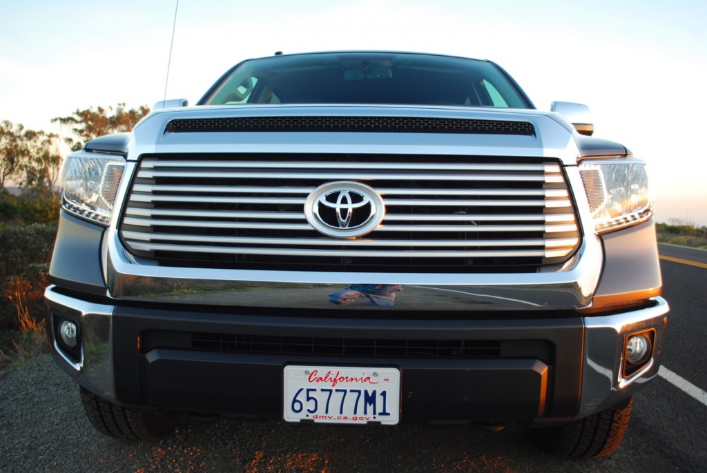 2014 Toyota Tundra 4x2 LTD Crewmax  5.7 V8