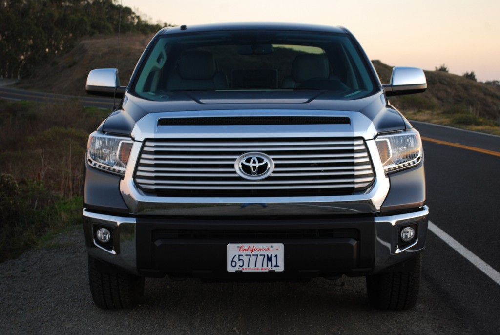 2014 Toyota Tundra 4x2 LTD Crewmax  5.7 V8