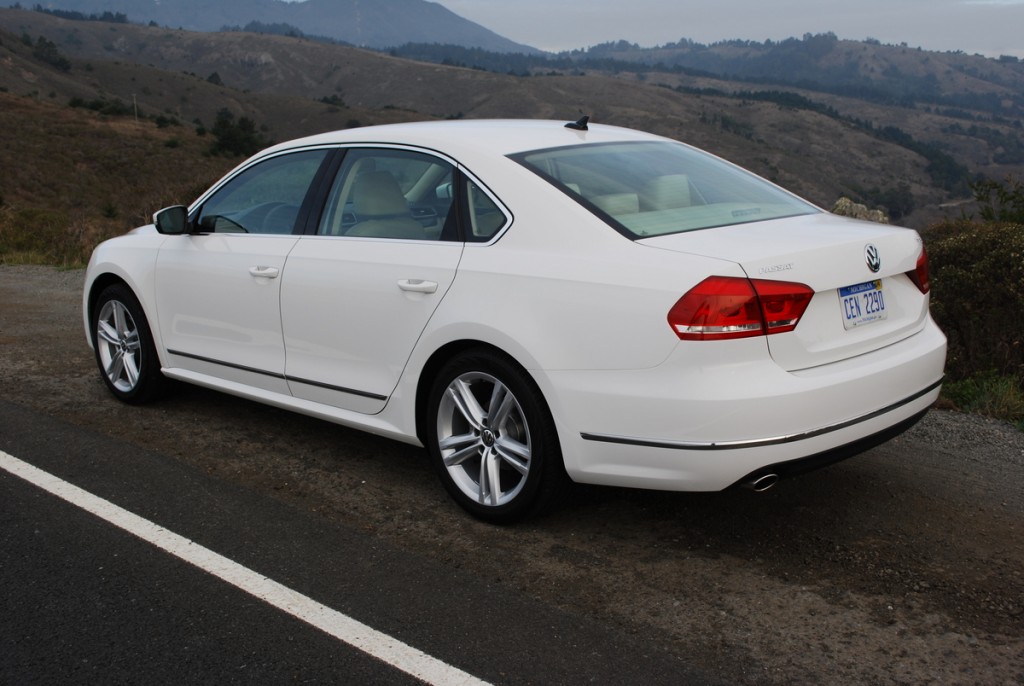 2014 Volkswagen Passat SEL Premium