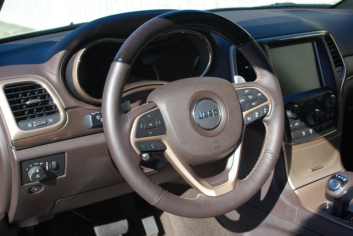 2014 Jeep Grand Cherokee Summit 4x4 Diesel