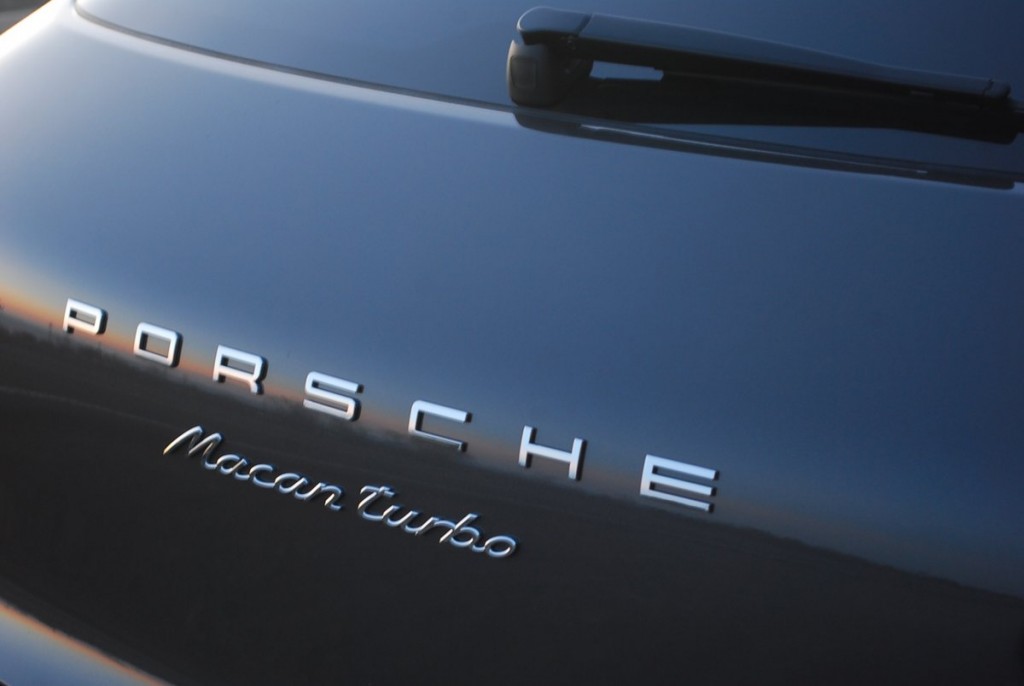 2015 Porsche Macan Turbo