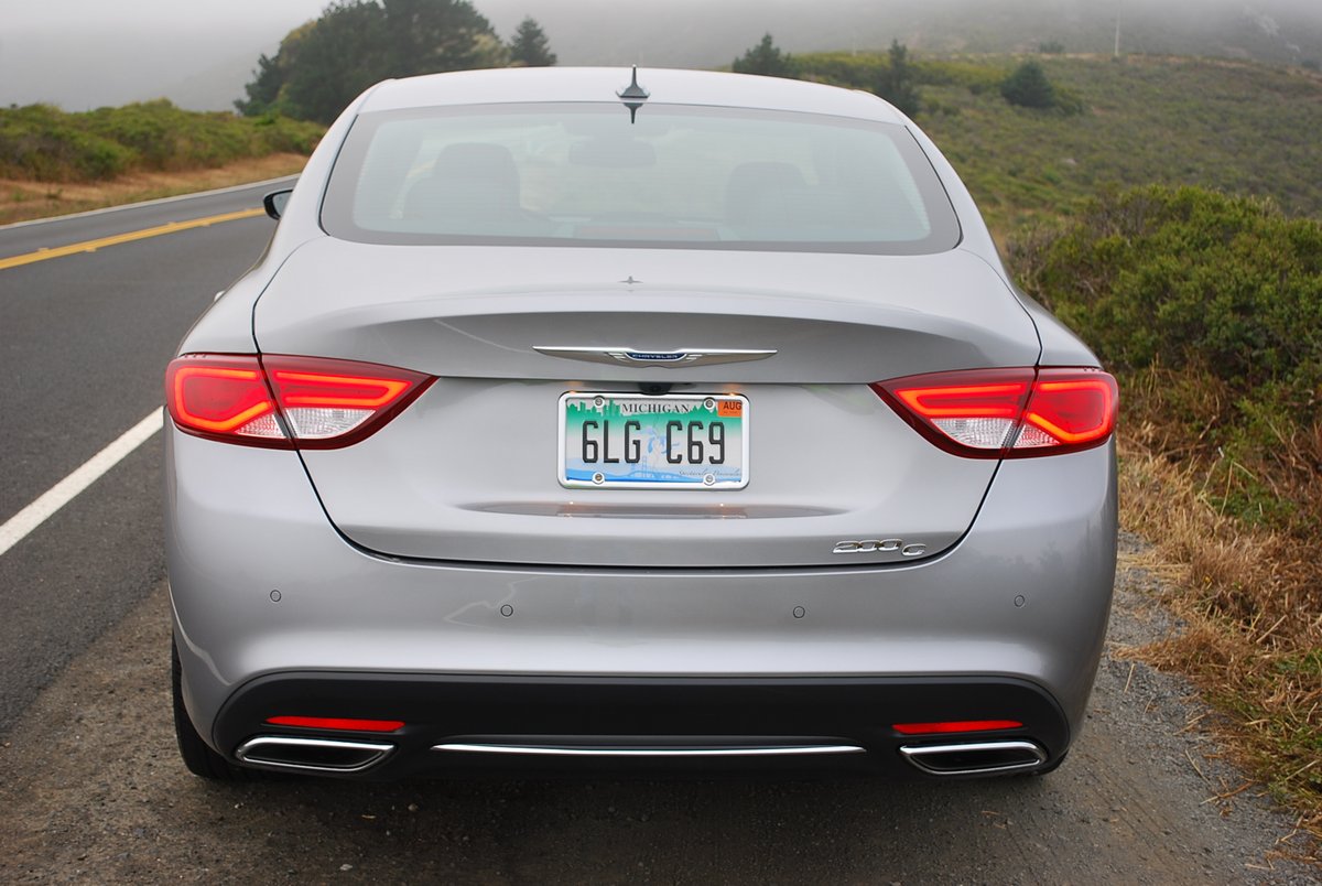 2015 Chrysler 200C