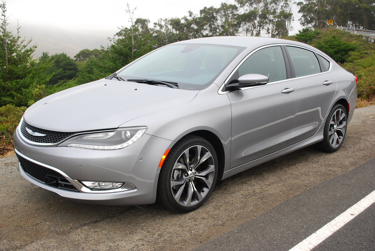 2015 Chrysler 200C