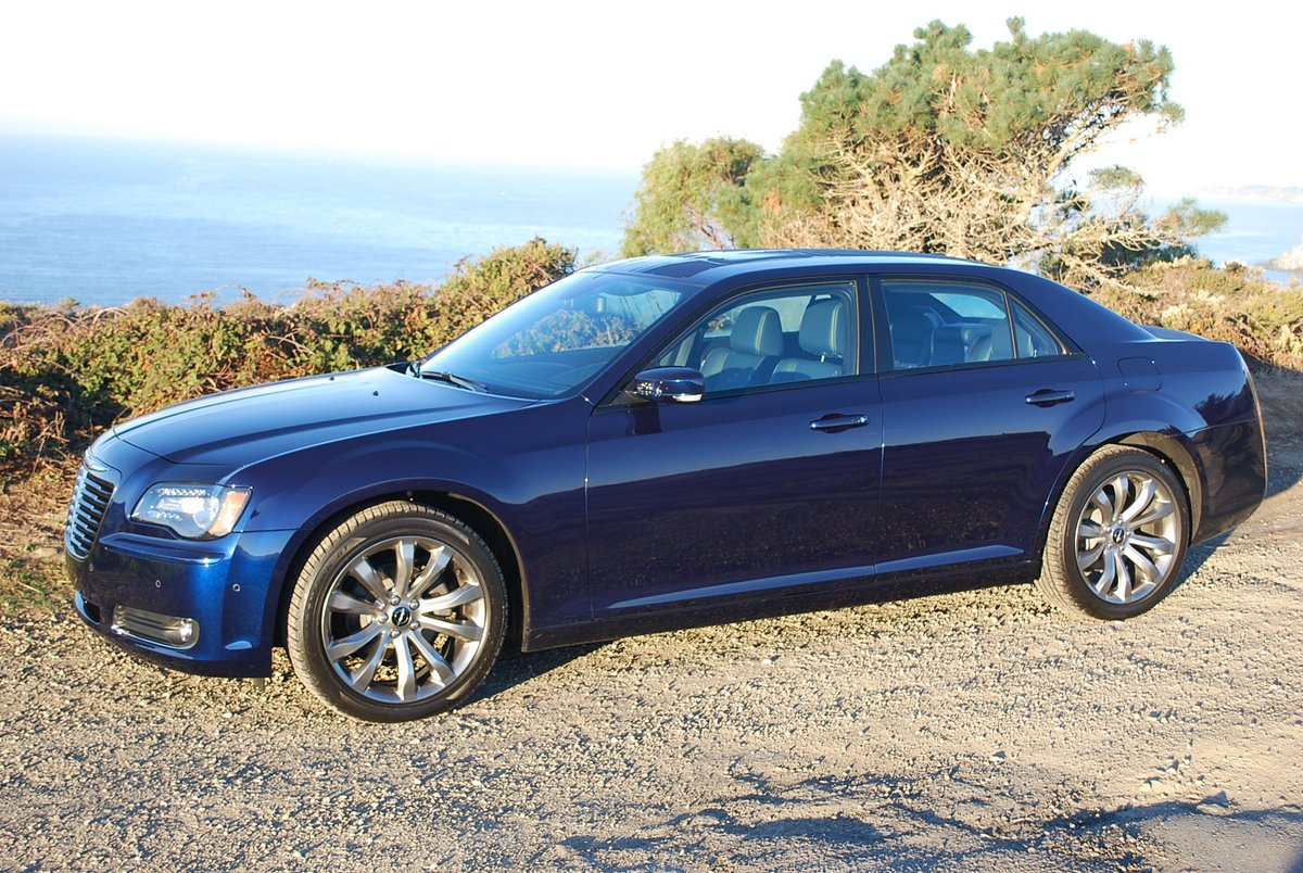 2014 Chrysler 300S