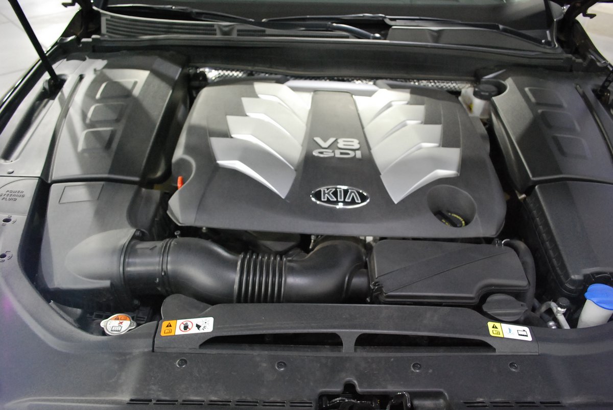 2015 Kia K900 Luxury V8
