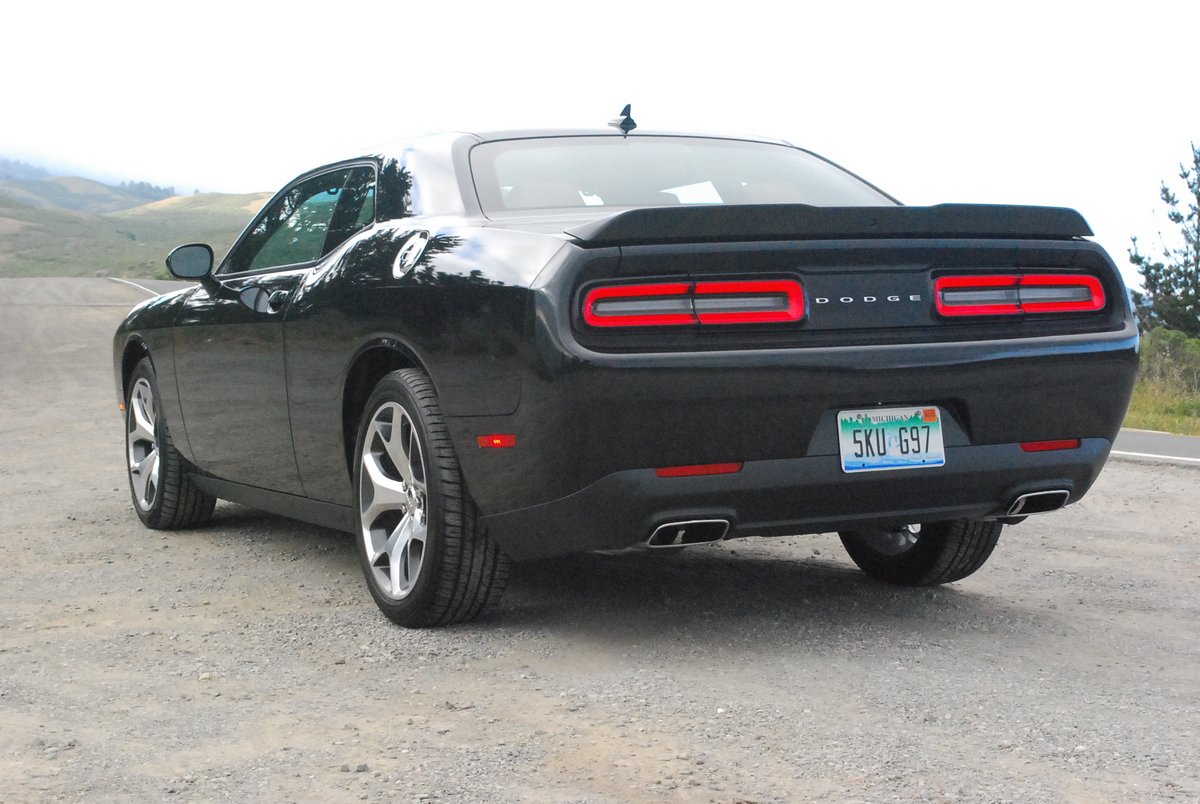 2015 Dodge Challenger SXT Plus