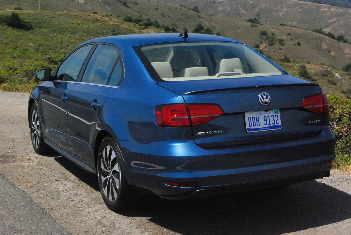2015 Volkswagen Jetta Hybrid SEL Premium