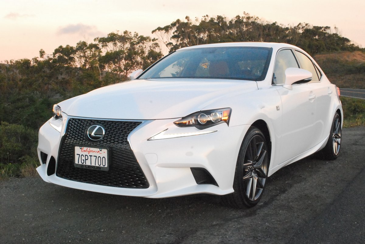 2015 Lexus IS350 4-DR Sedan