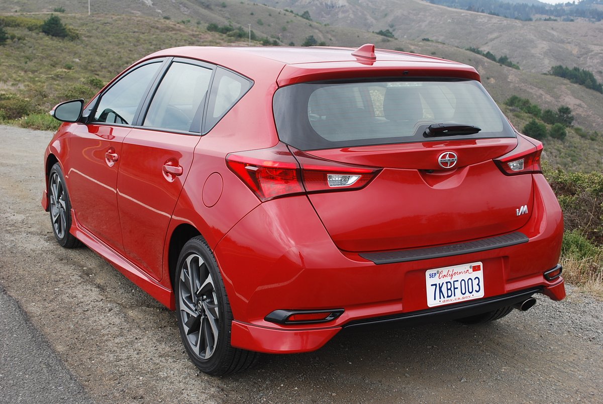 2016 Scion iM