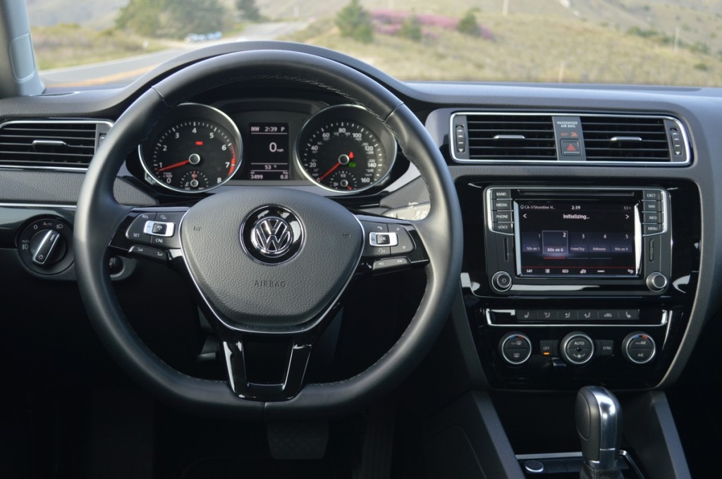 2017 Volkswagen Jetta 1.8T SEL Premium