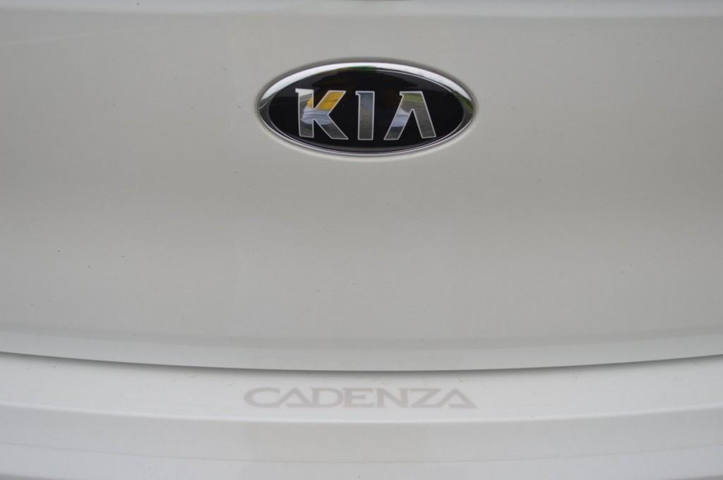 2017 Kia Cadenza Limited