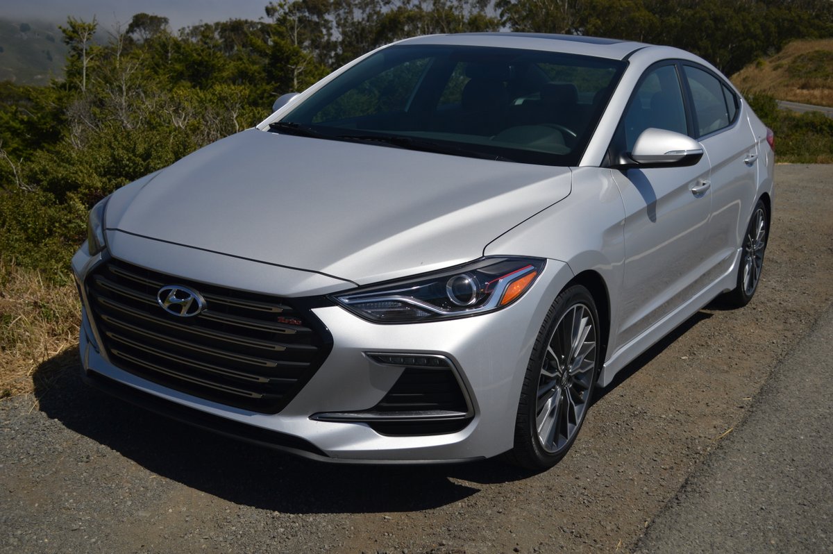 Hyundai Elantra 2017