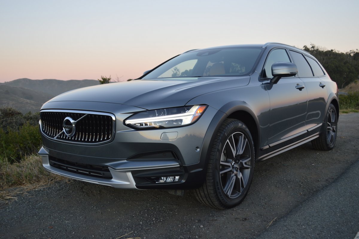 2017 Volvo V90 Cross Country T6 AWD