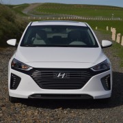 2018 Hyundai Ioniq Plug-In Hybrid Limited Review